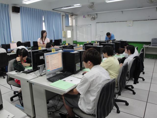 商業與管理_4.jpg